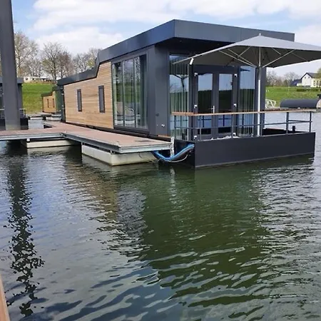 Botel De Maasterp - Watervillage 14 *