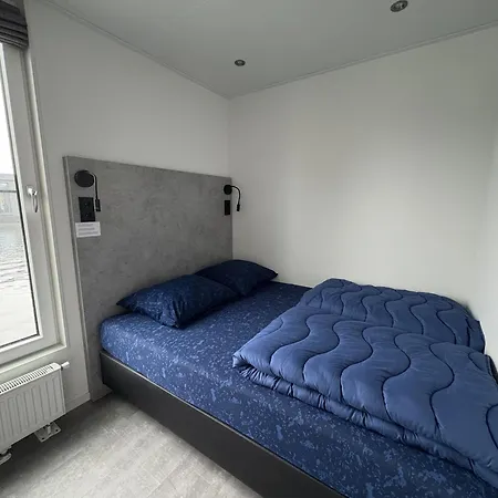 De Maasterp - Watervillage 14 ספינת מלון