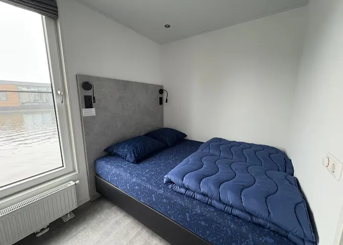 De Maasterp - Watervillage 14 ספינת מלון